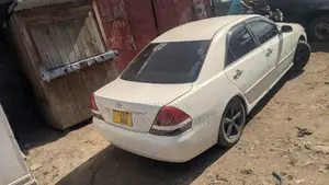 Toyota Mark II 2001 White