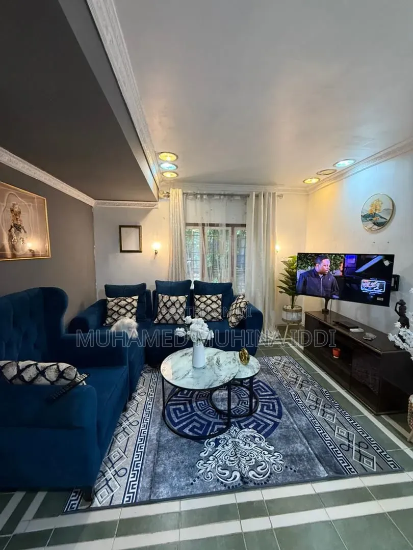 Furnished 1bdrm Apartment in Oysterbey for rent