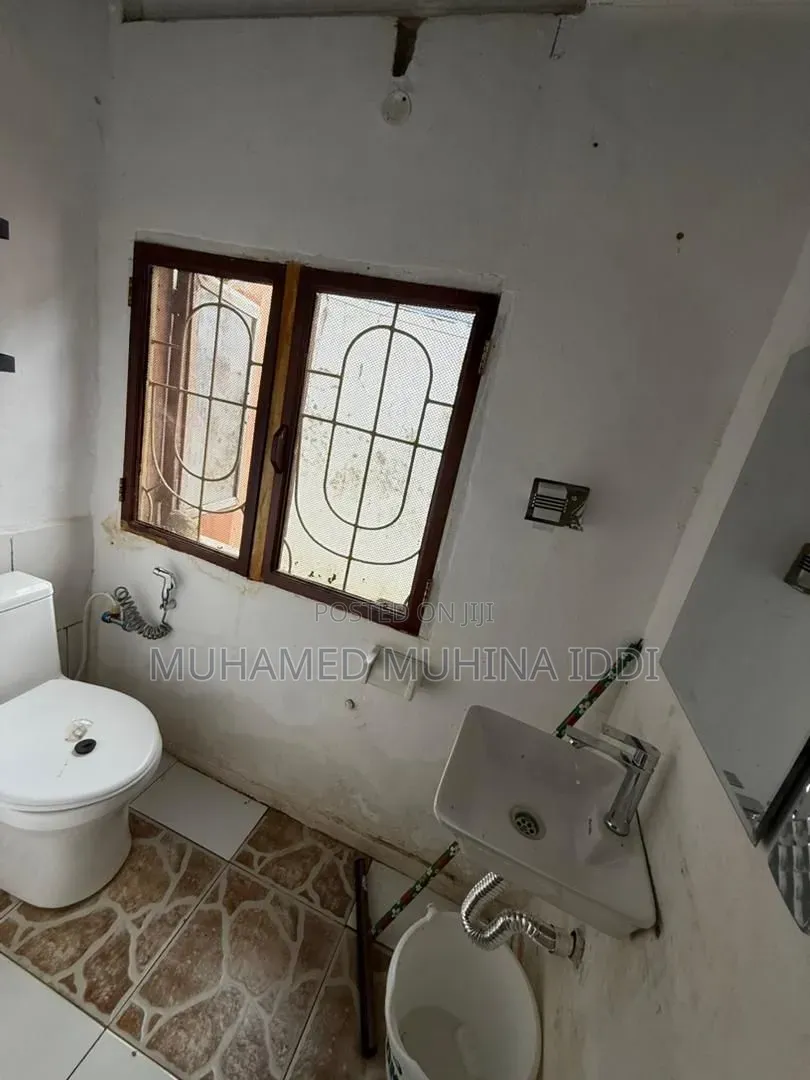 Furnished 1bdrm Apartment in Oysterbey for rent
