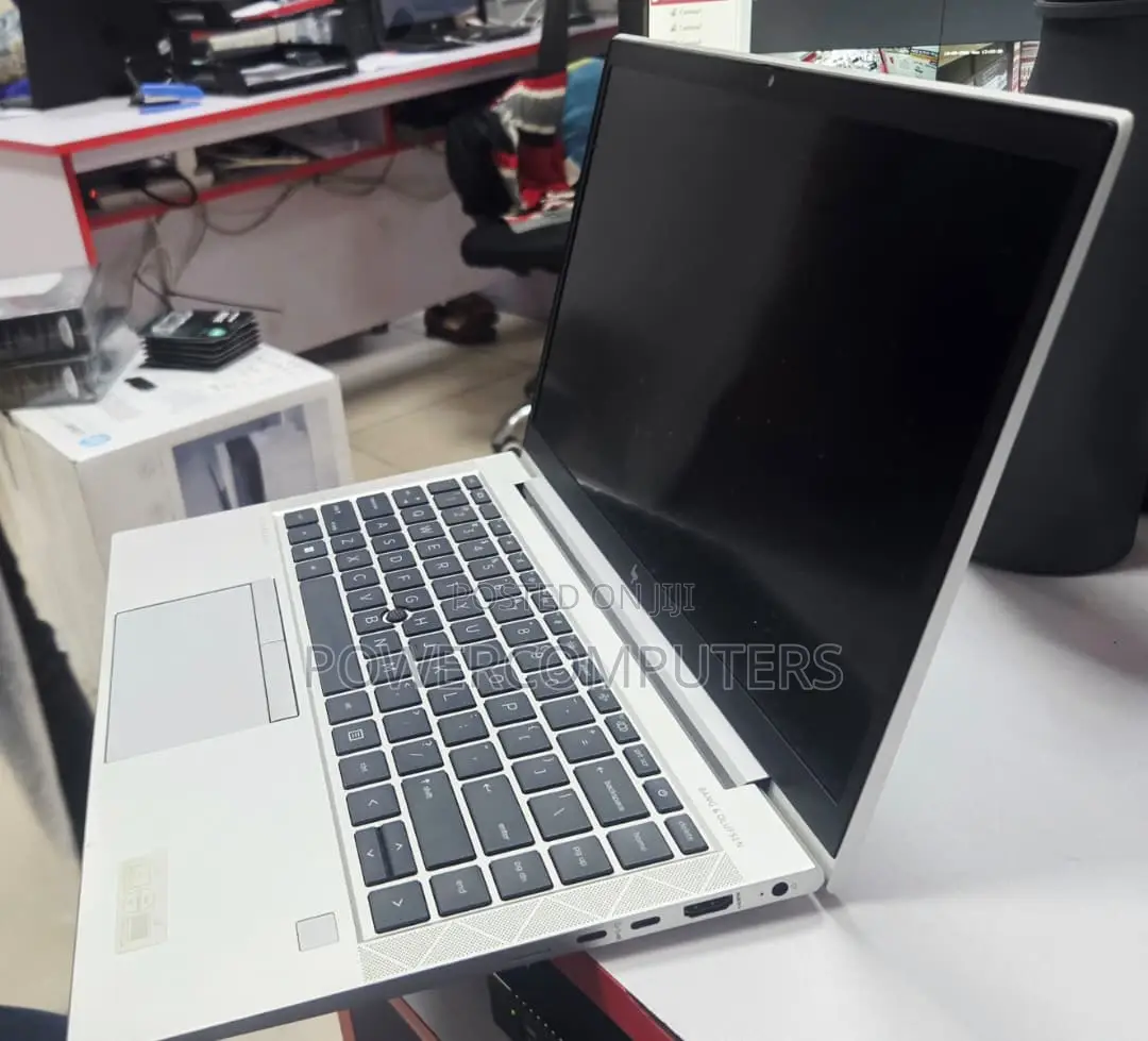 Laptop HP EliteBook 845 G8 16GB AMD Ryzen 5 SSD 256GB