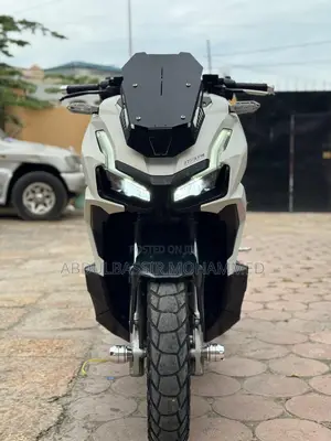 New Honda 2025 White