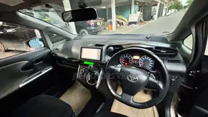 Toyota Wish 2009 Brown