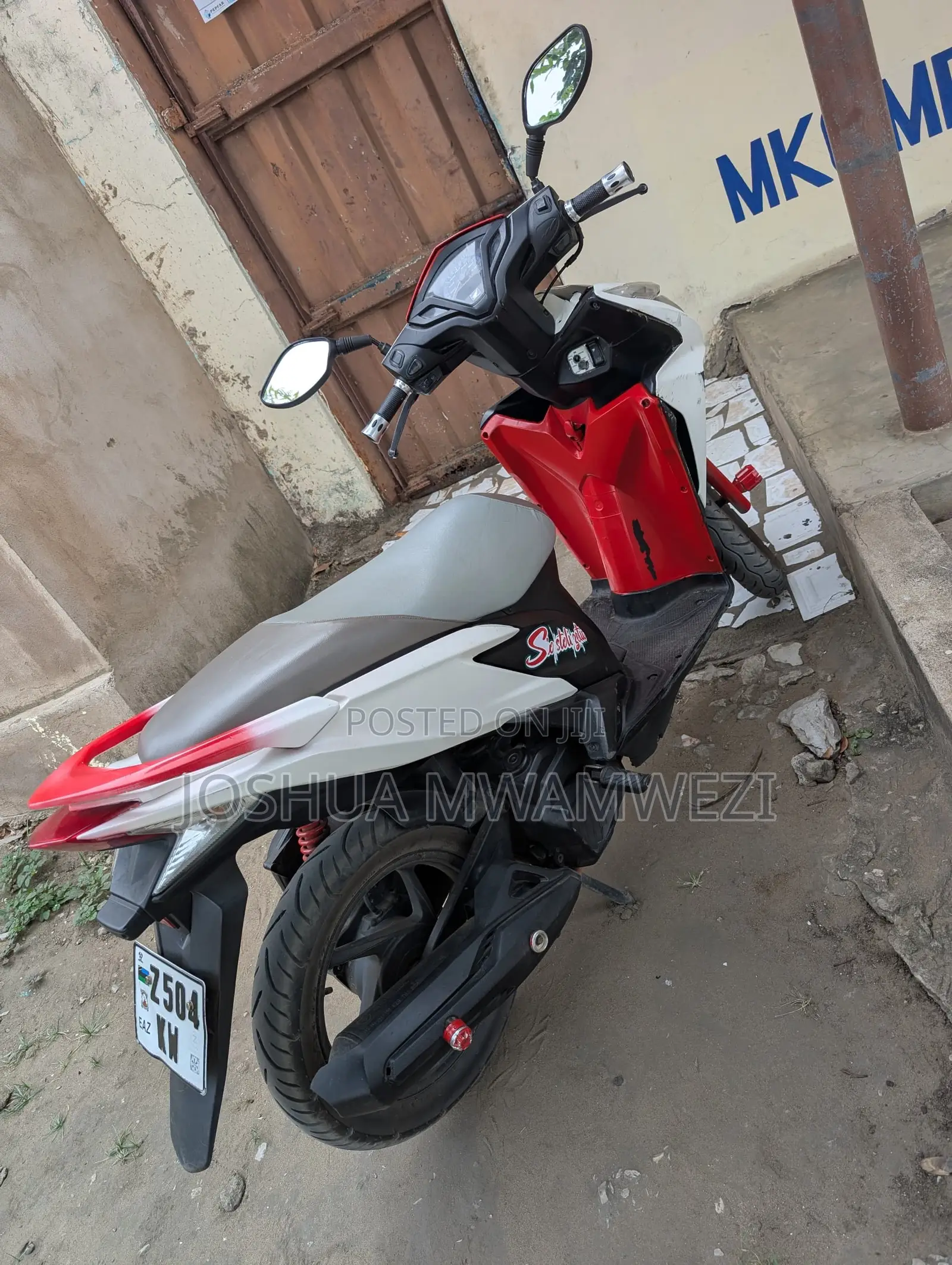 Honda CB 2014 White