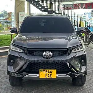 Toyota Fortuner 2.7 AWD 2018 Gray
