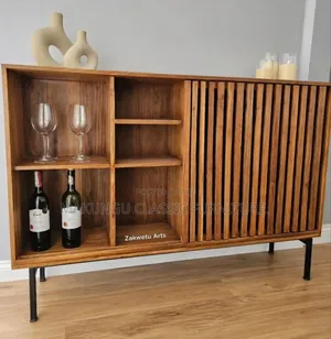Simple Beverage Shelf and Table Organizer