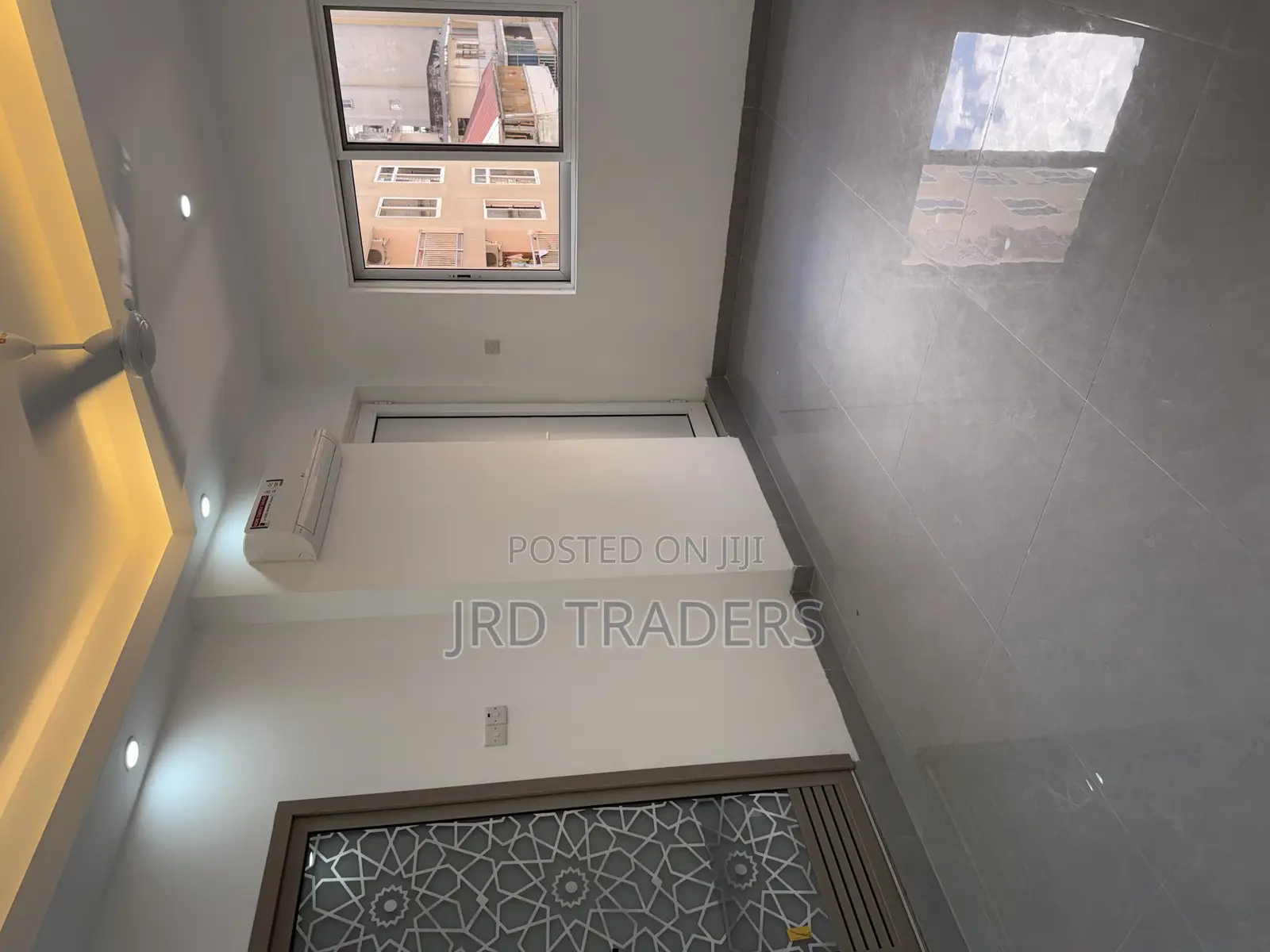 3bdrm Apartment in Alrais Tower, Kariakoo for rent