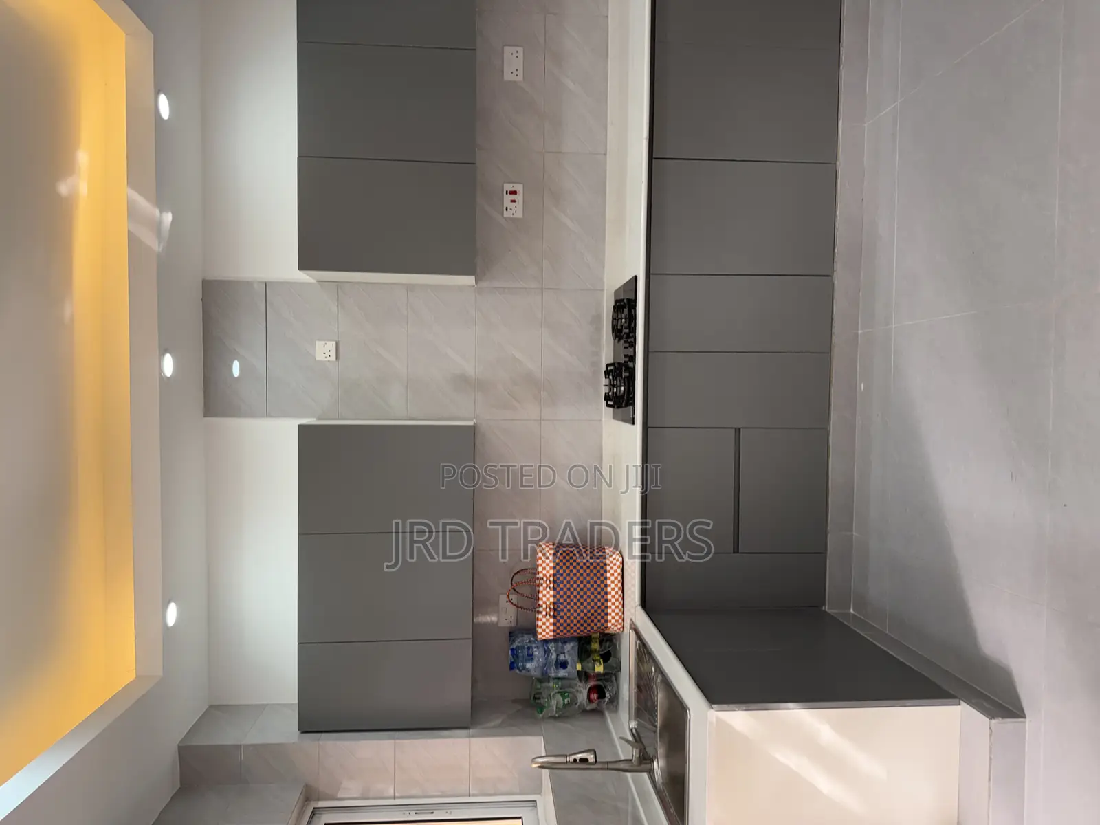 3bdrm Apartment in Alrais Tower, Kariakoo for rent