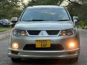 Mitsubishi Outlander 2007 Silver
