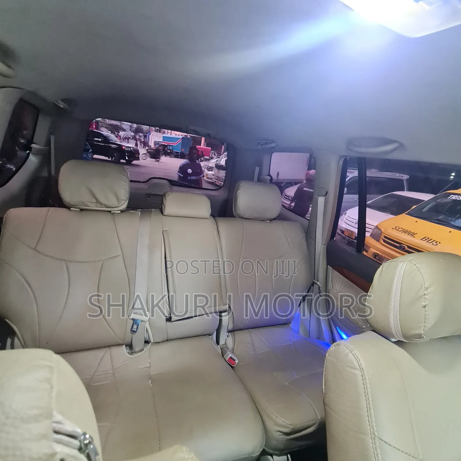 Toyota Land Cruiser Prado 2005 White
