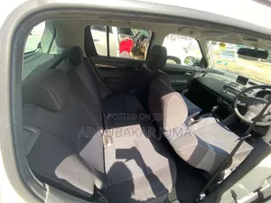 Suzuki Swift 2009 White
