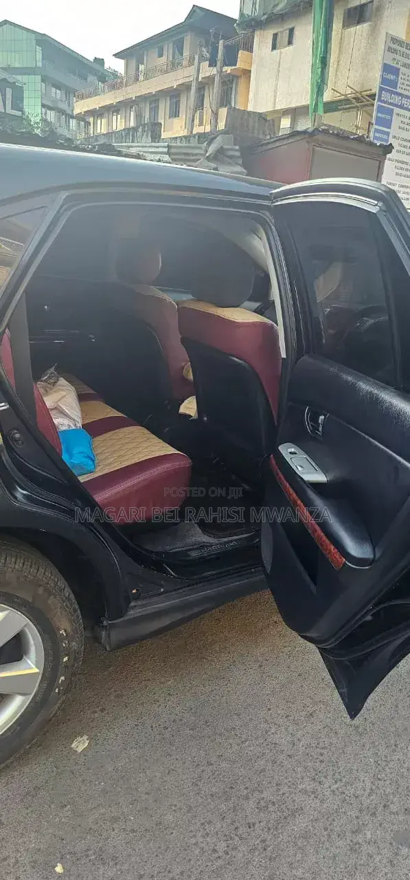 Toyota Harrier 2.4 2004 Black