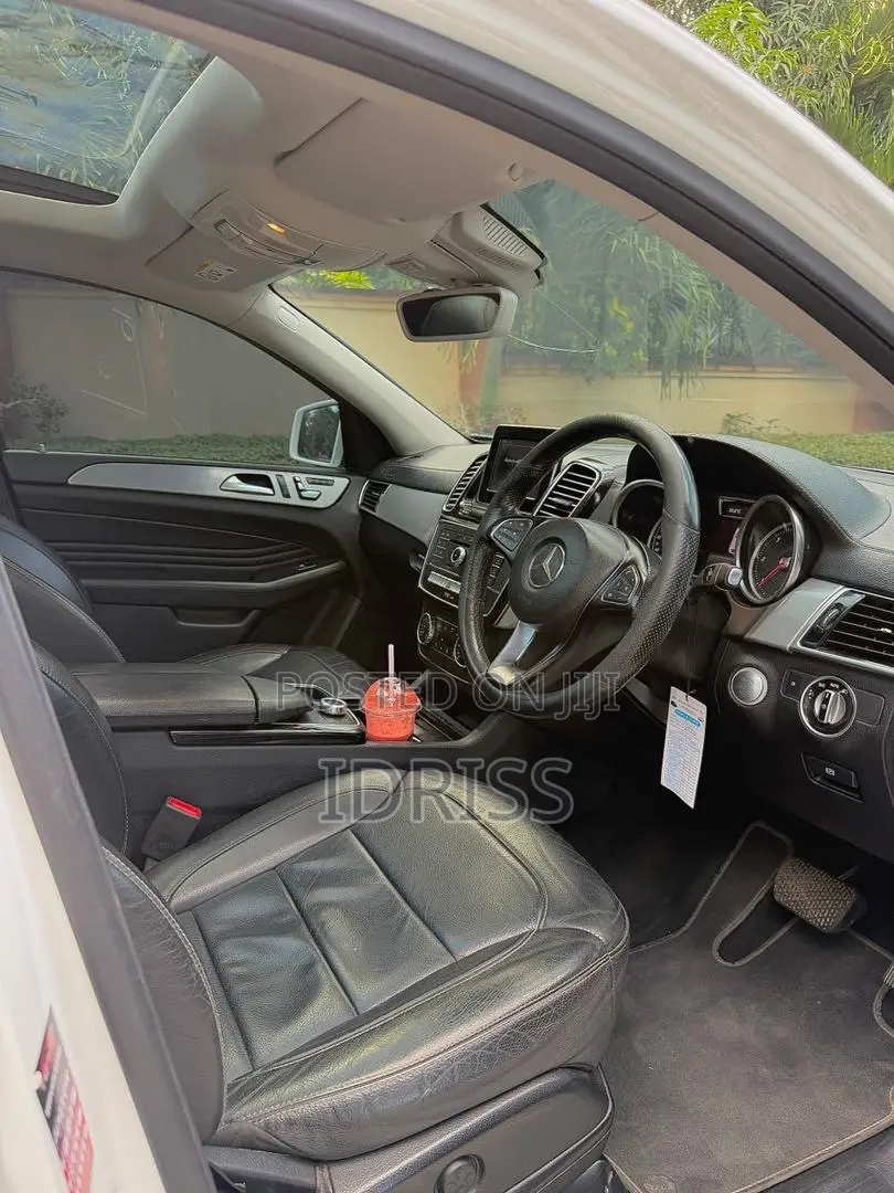 Mercedes-Benz GLE-Class 2017 White