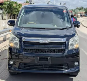 Toyota Noah 2008 Black