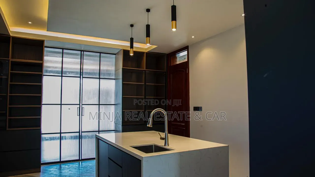 5bdrm House in Mbezi Beach for sale