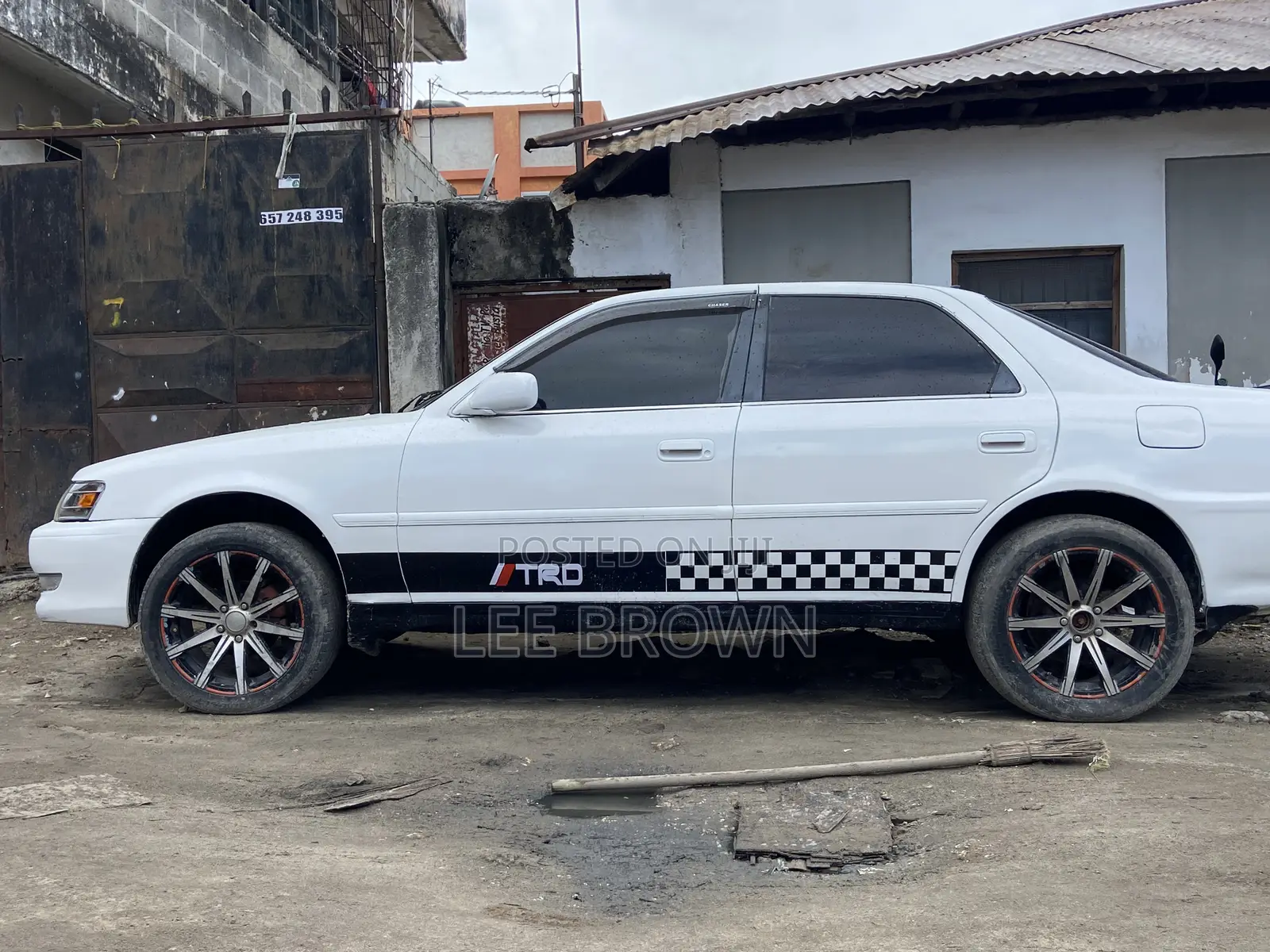 Toyota Cresta 2000 White