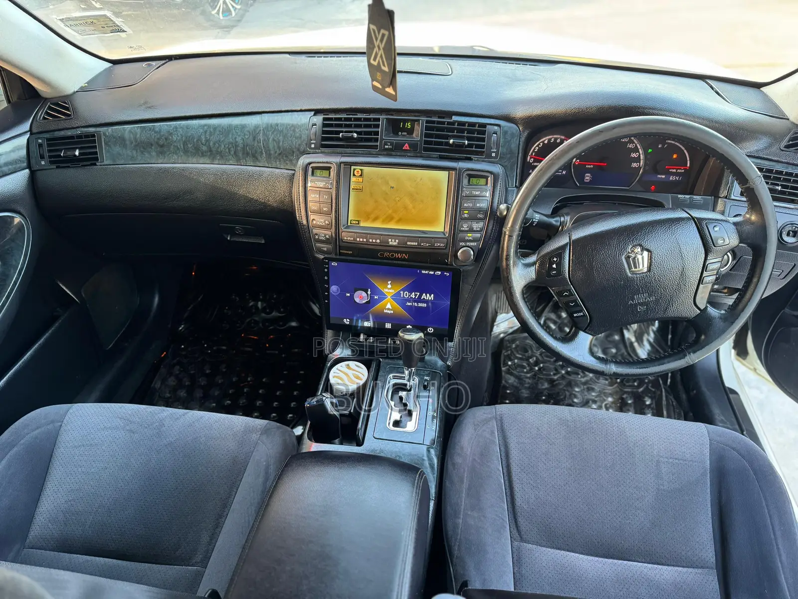Toyota Crown 2006 White