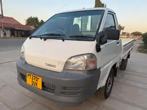 Toyota TownAce 2000 White