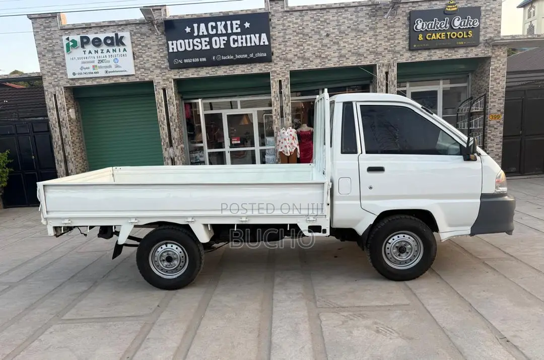 Toyota TownAce 2000 White