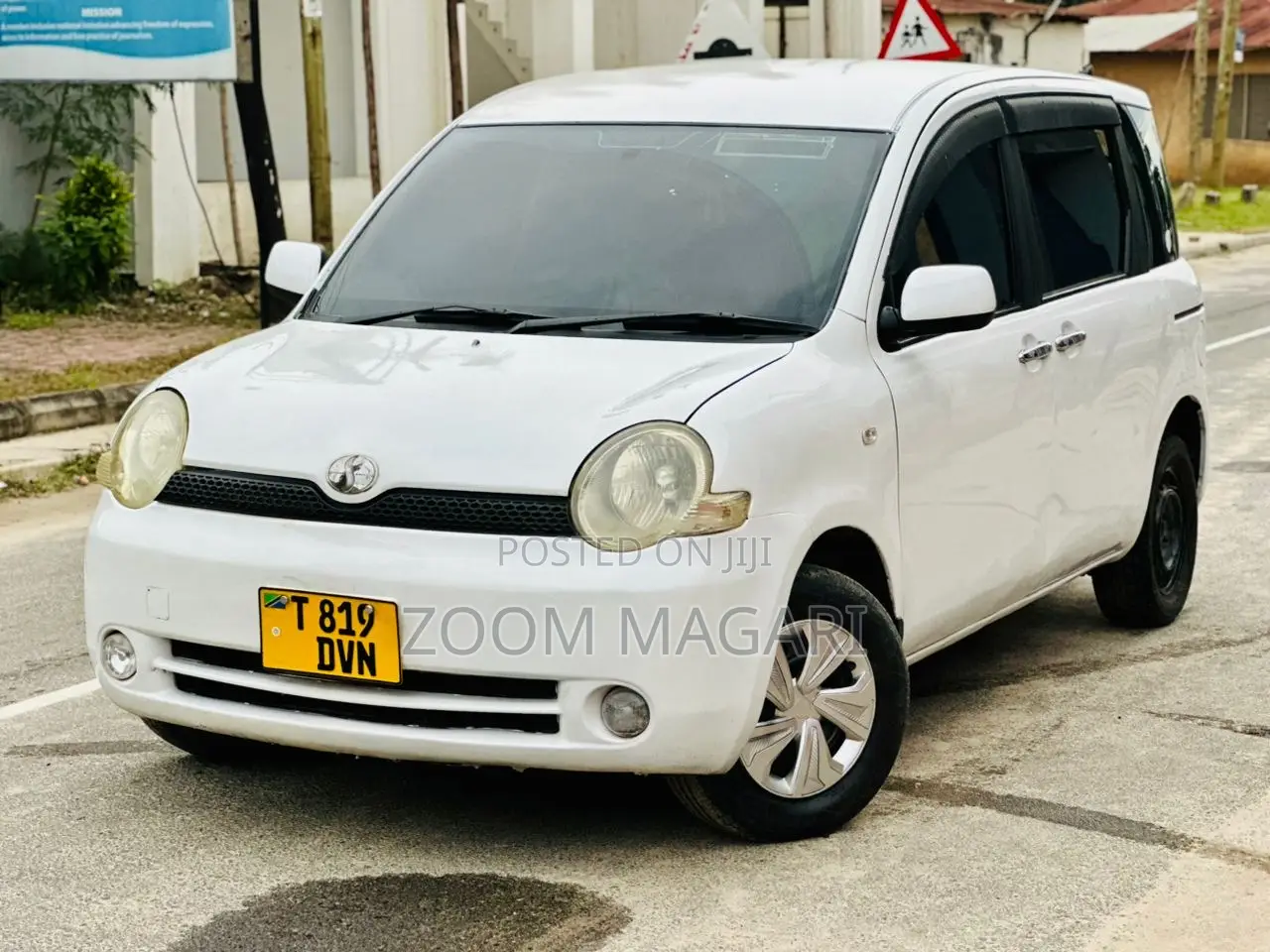 Toyota Sienta 2006 Pearl