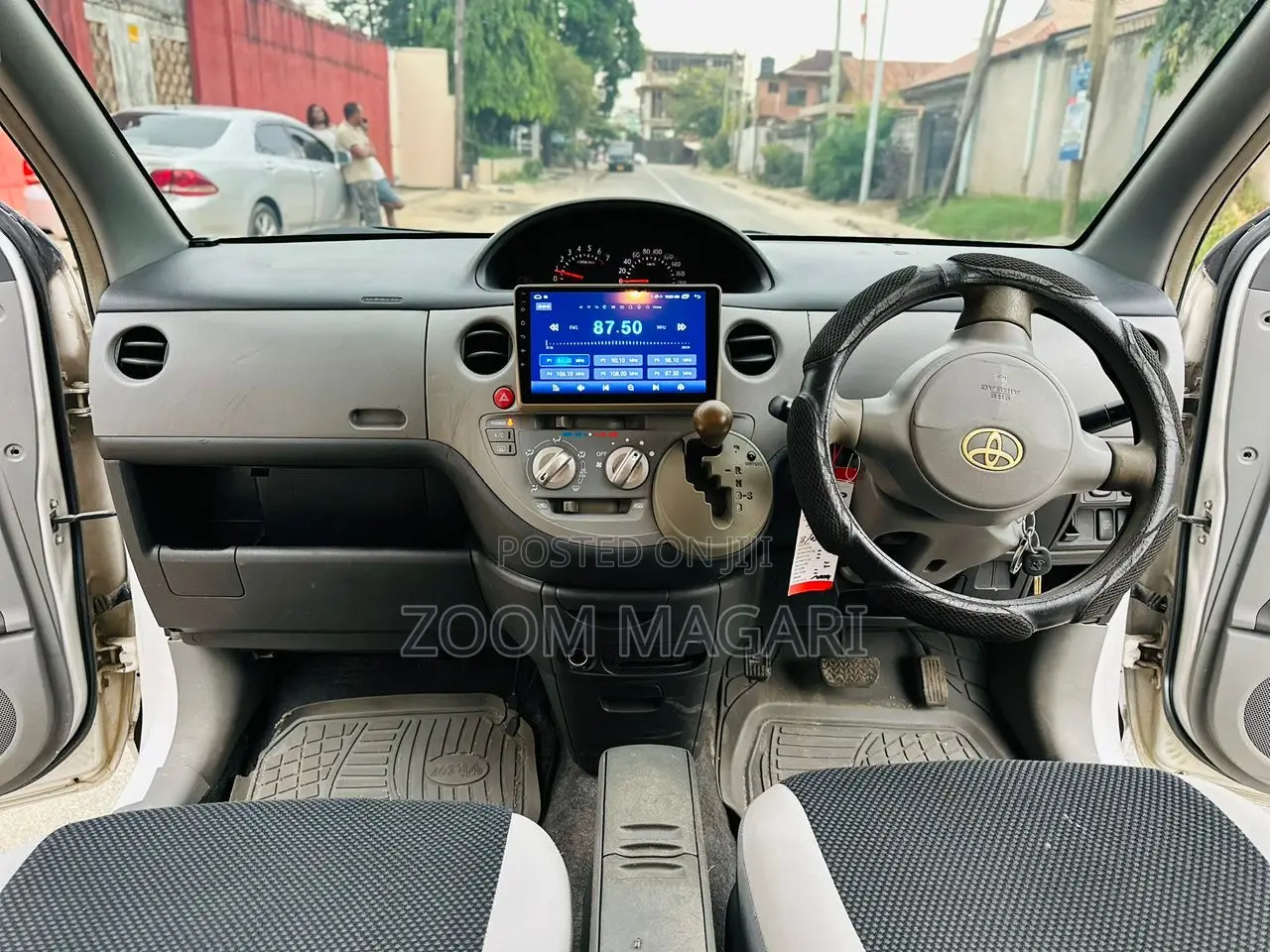 Toyota Sienta 2006 Pearl