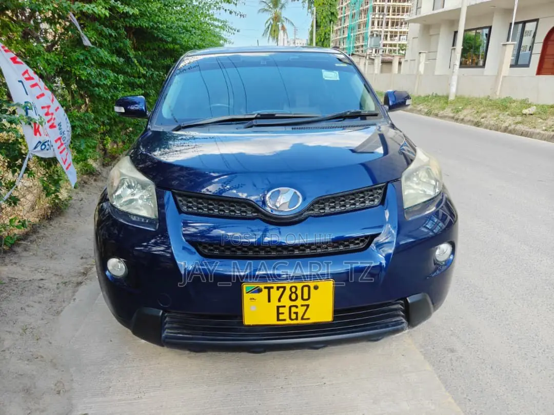 Toyota IST 2009 Blue