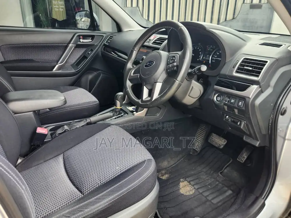 Subaru Forester 2016 Silver