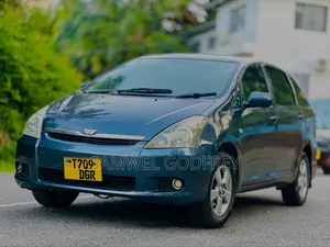 Toyota Wish 2005 Blue