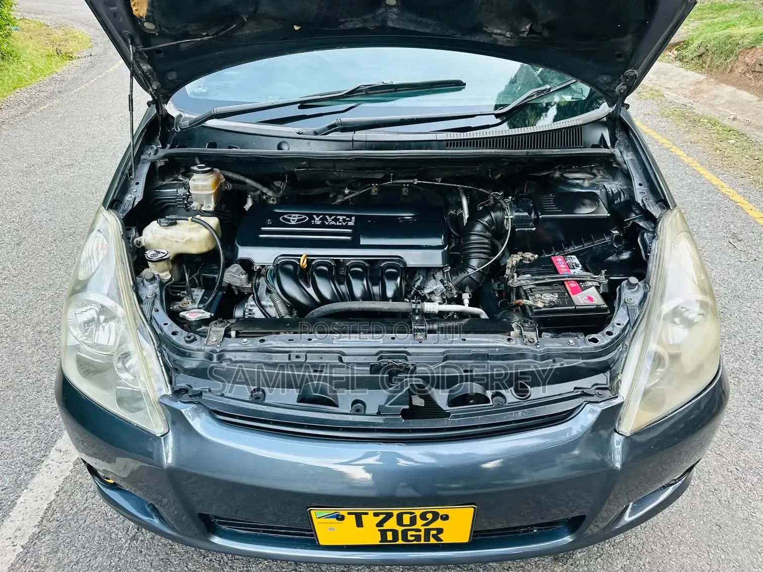 Toyota Wish 2005 Blue