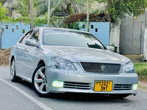 Toyota Crown 2006 Silver