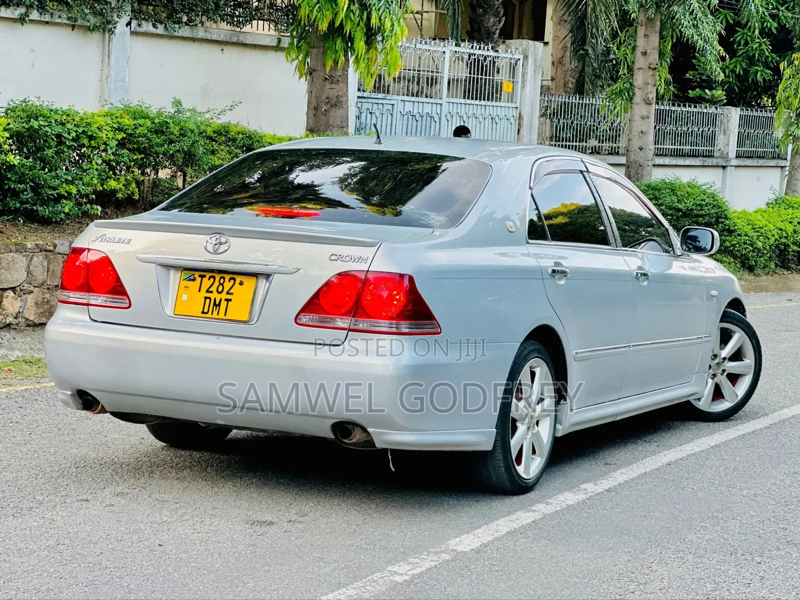 Toyota Crown 2006 Silver