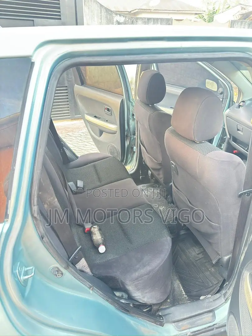 Toyota IST 2003 Blue