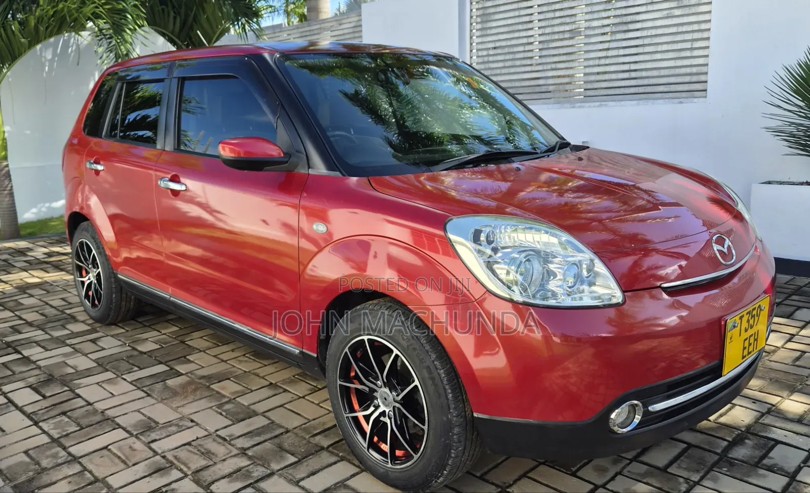 Mazda Verisa 2010 Red
