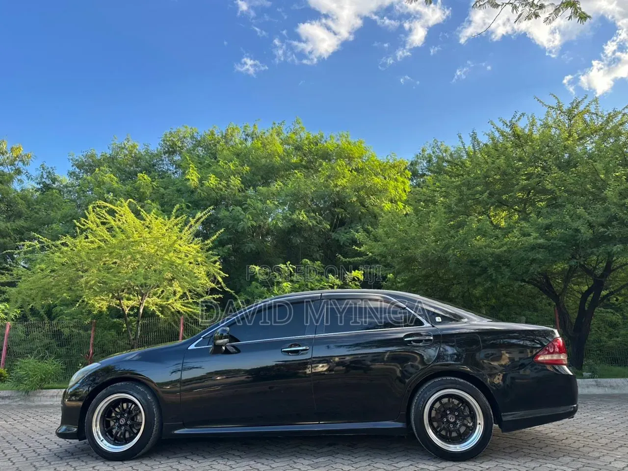 Toyota Crown 2008 Black