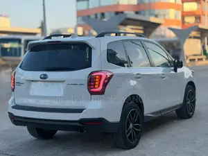 Subaru Forester 2016 White