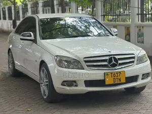 Mercedes-Benz C-Class 2009 White