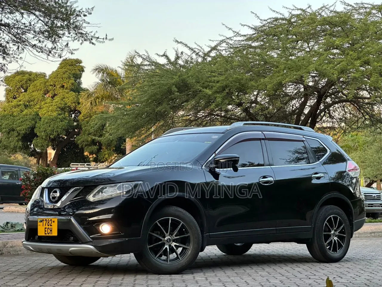 Nissan X-Trail 2013 Black