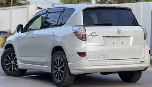 Toyota RAV4 2008 White