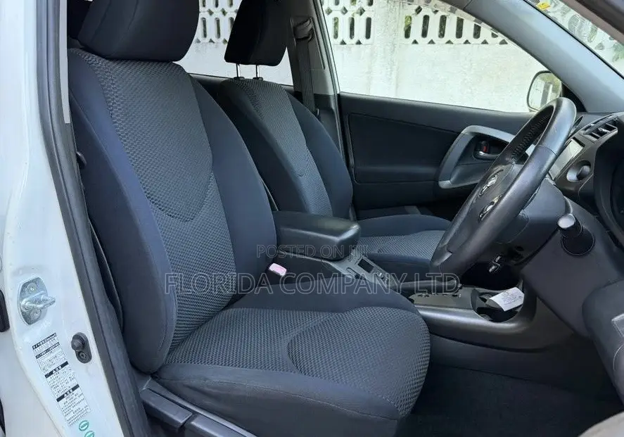 Toyota RAV4 2008 White