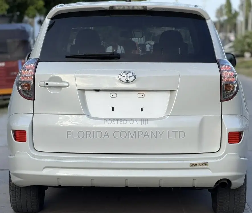 Toyota RAV4 2008 White