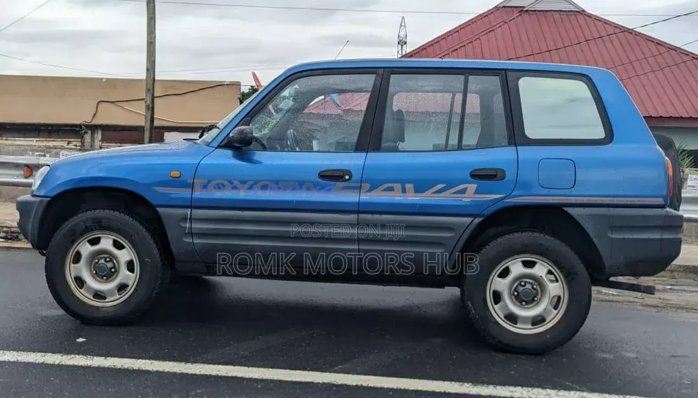 Toyota RAV4 2008 Blue