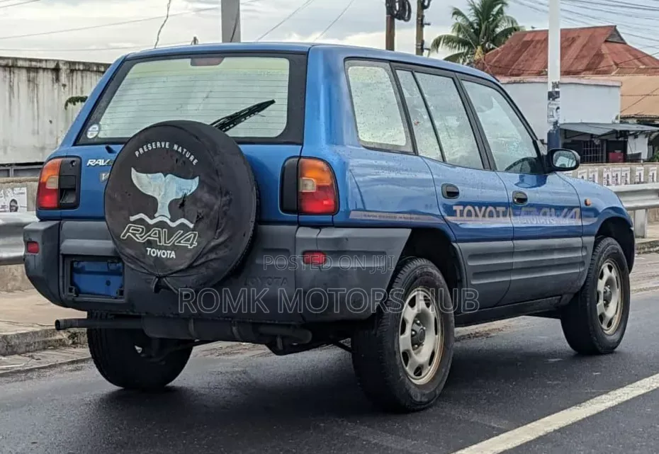 Toyota RAV4 2008 Blue