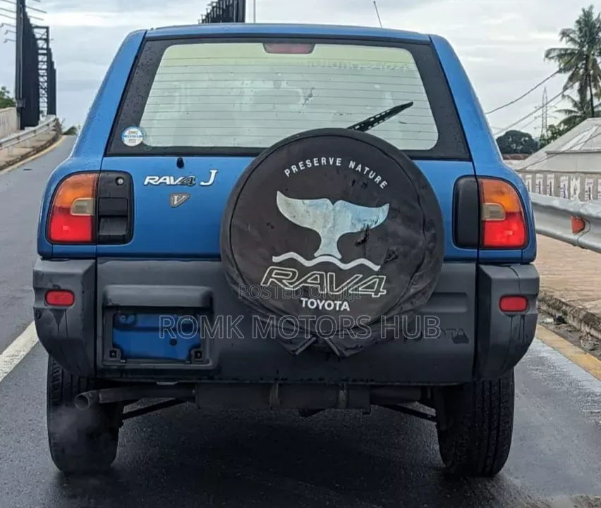 Toyota RAV4 2008 Blue