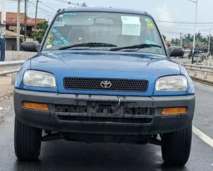 Toyota RAV4 2008 Blue