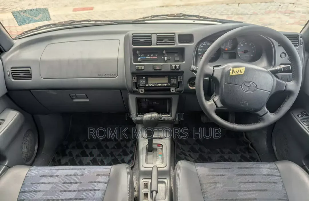 Toyota RAV4 2005 White