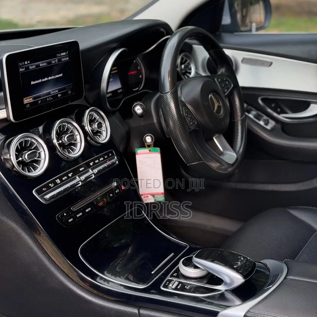 Mercedes-Benz C200 2015 Silver