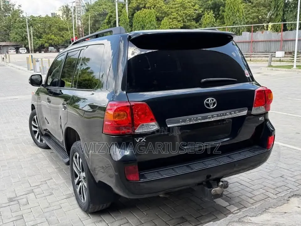 Toyota Land Cruiser 2009 Matt Black
