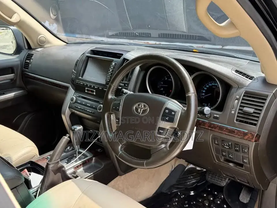 Toyota Land Cruiser 2009 Matt Black