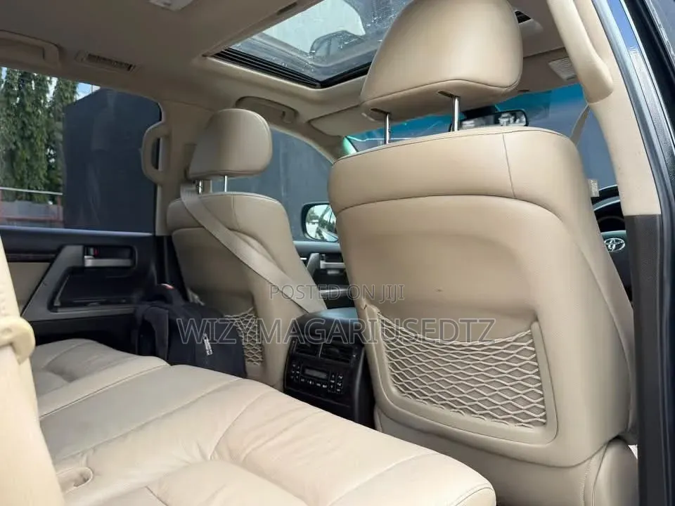 Toyota Land Cruiser 2009 Matt Black