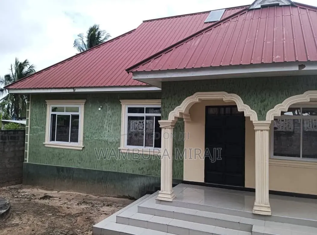 4bdrm Apartment in Nyumba, Temeke for sale