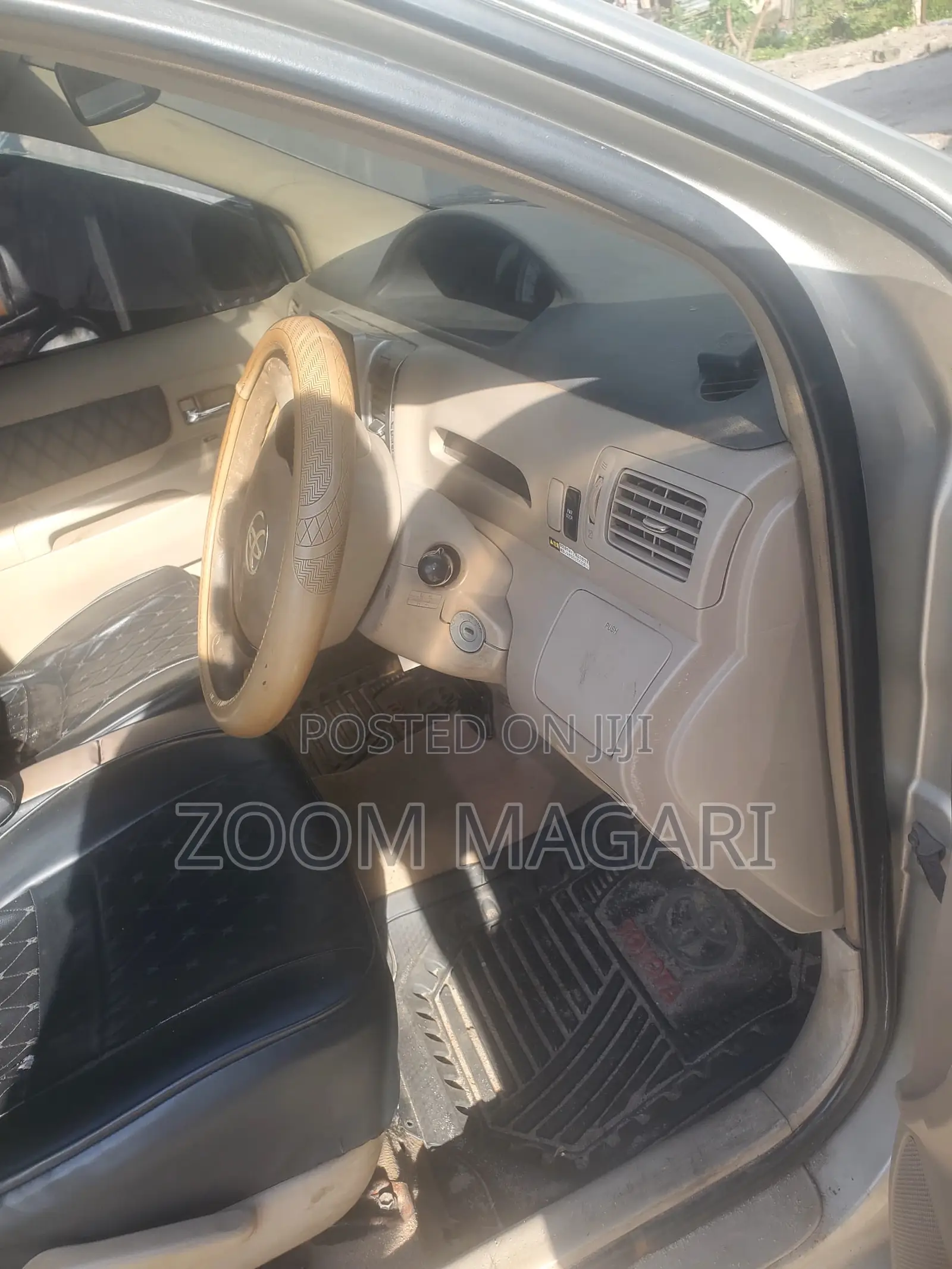 Toyota Raum 2003 Silver